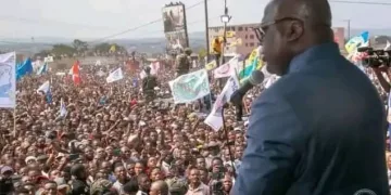 KASUMBALESA ET SAKANIA RÉSERVENT UN ACCUEIL DÉLIRANT ET INEDIT À FÉLIX TSHISEKEDI