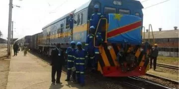RD Congo/SNCC : Le Chef de l&rsquo;Etat congolais inaugure une nouvelle flotte de 22 voitures ferroviaires, 100 wagons porte-conteneurs et 4 vedettes