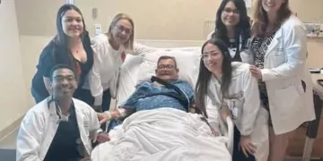 QUE VOTRE CESSE DE CRAINDRE ET DE SE TROUBLERSon cœur cesse de battre au resto, quatre médecins mangent à la table voisine