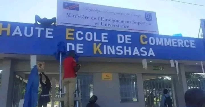 UN NOUVEAU VIRAGE S&rsquo;EST IMPOSÉ AU DÉSORMAIS ex-ISCL’Institut supérieur de commerce de Kinshasa devient la Haute École de Commerce