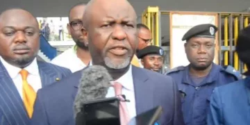 SURSAUT PATRIOTIQUE DU MINISTRE PROVINCIAL DE L&rsquo;INTÉRIEUR DE DÉFENSE DE LA PATRIE:au travers les communes de Lingwala et Kinshasa, invite pressante de la population à l&rsquo;identification des habitations des bandits « Kuluna »