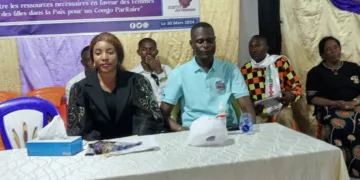 TRADUISANT À DOUBLE CASQUETTE LA VISION DU PRÉSIDENT DE LA RÉPUBLIQUE À LA CLÔTURE DU MOIS DE LA FEMME AU Q. MPASA 2/ N&rsquo;SELE :Le bourgmestre Franck Mbo et président de la Fondation Bomoko, a convolé en noces avec les femmes de sa juridiction, les exhortant à l&rsquo;entrepreneuriat