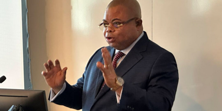 Les investisseursaméricains assoiffés d’écouter encore et encore, Barnabé Muakadi vantant la RDC comme meilleure destination pour les investissements